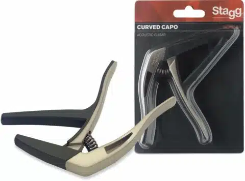 Stagg Gebogener Trigger-Kapodaster für Akustik und Elektrik-Gitarre Beige bei Musik-Dinge Wien
