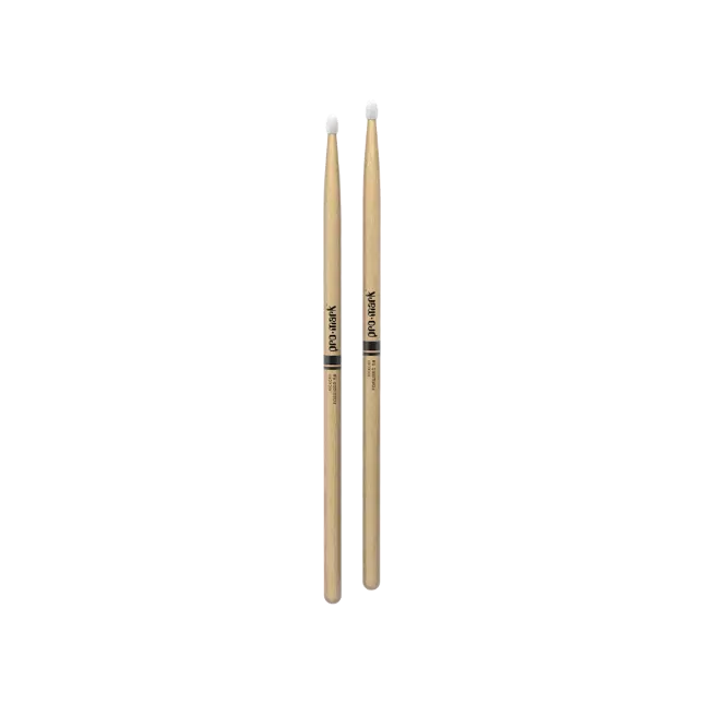 ProMark Classic Forward 5B Hickory Nylon Tip bei Musik-Dinge Wien