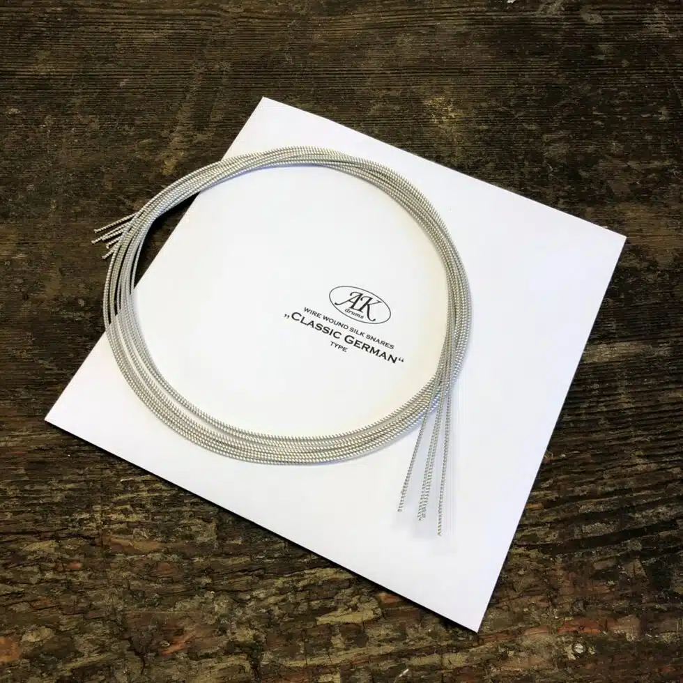 AK Drums Classic german Wire-wound silk snares soft bei Musik-Dinge Wien
