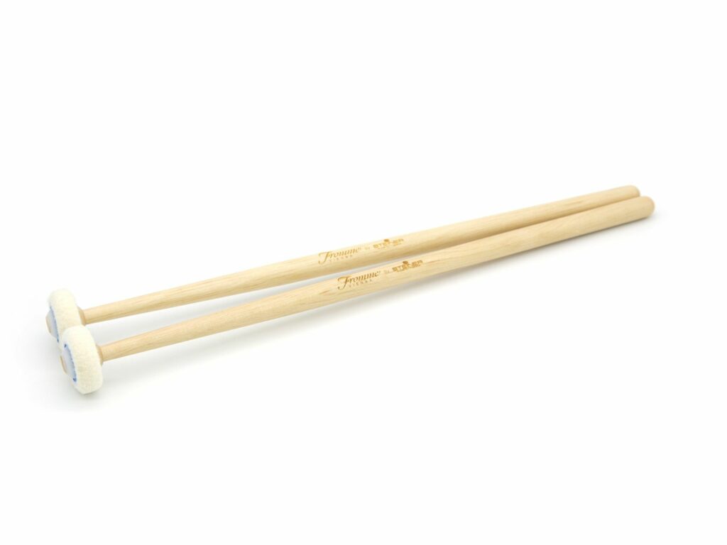 Steiner Superiormallets Modell Fromme Vienna WM4 bei Musik-Dinge Wien